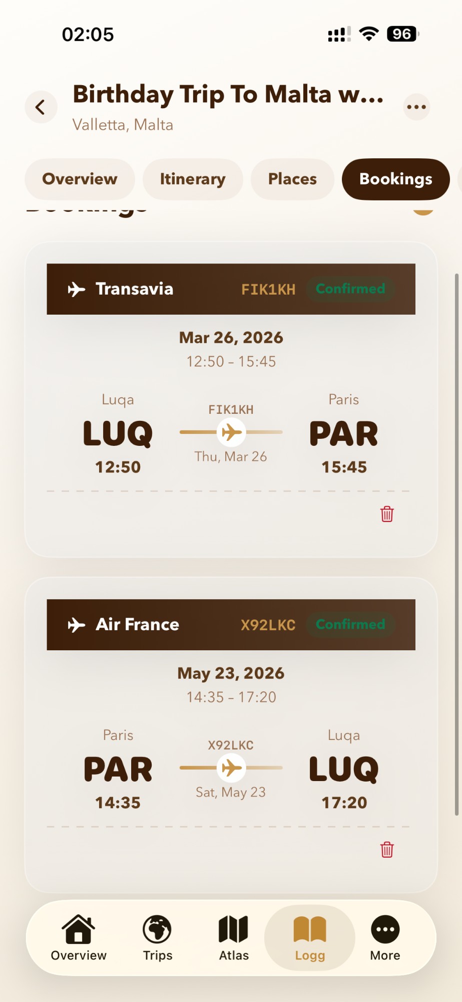 Logg — Flight bookings with boarding-pass style cards