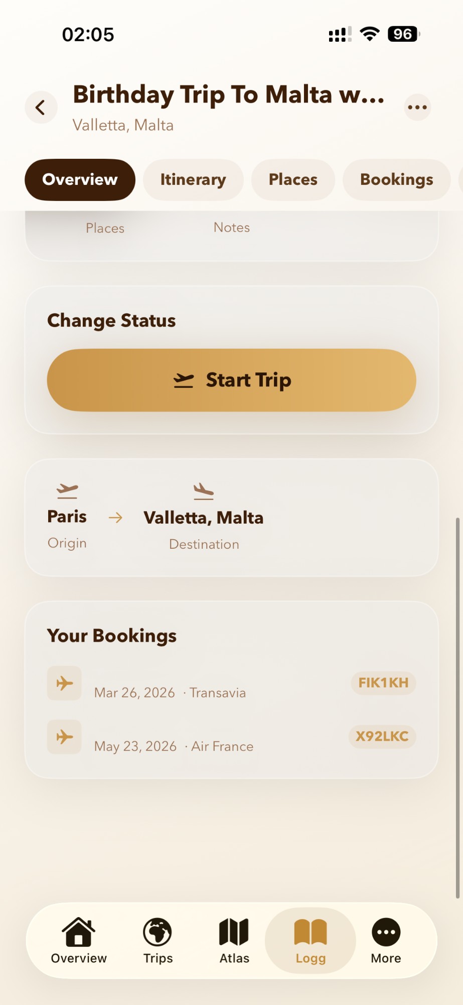 Logg — Trip details with origin, destination and bookings